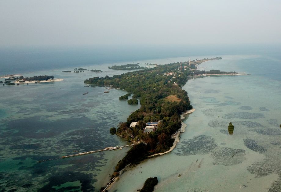 Indonesian island of Pari