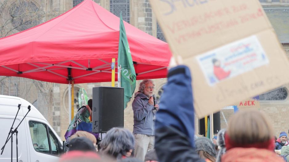 Der politische Geschäftsführer von Germanwatch Christoph Bals bei einer Klimademo von Fridays for Future